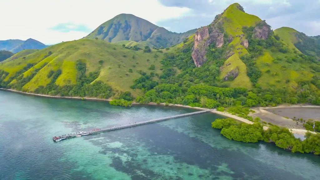 Manjarite Island | Labuan Bajo Trip Documentation | Labuan Bajo Productions
