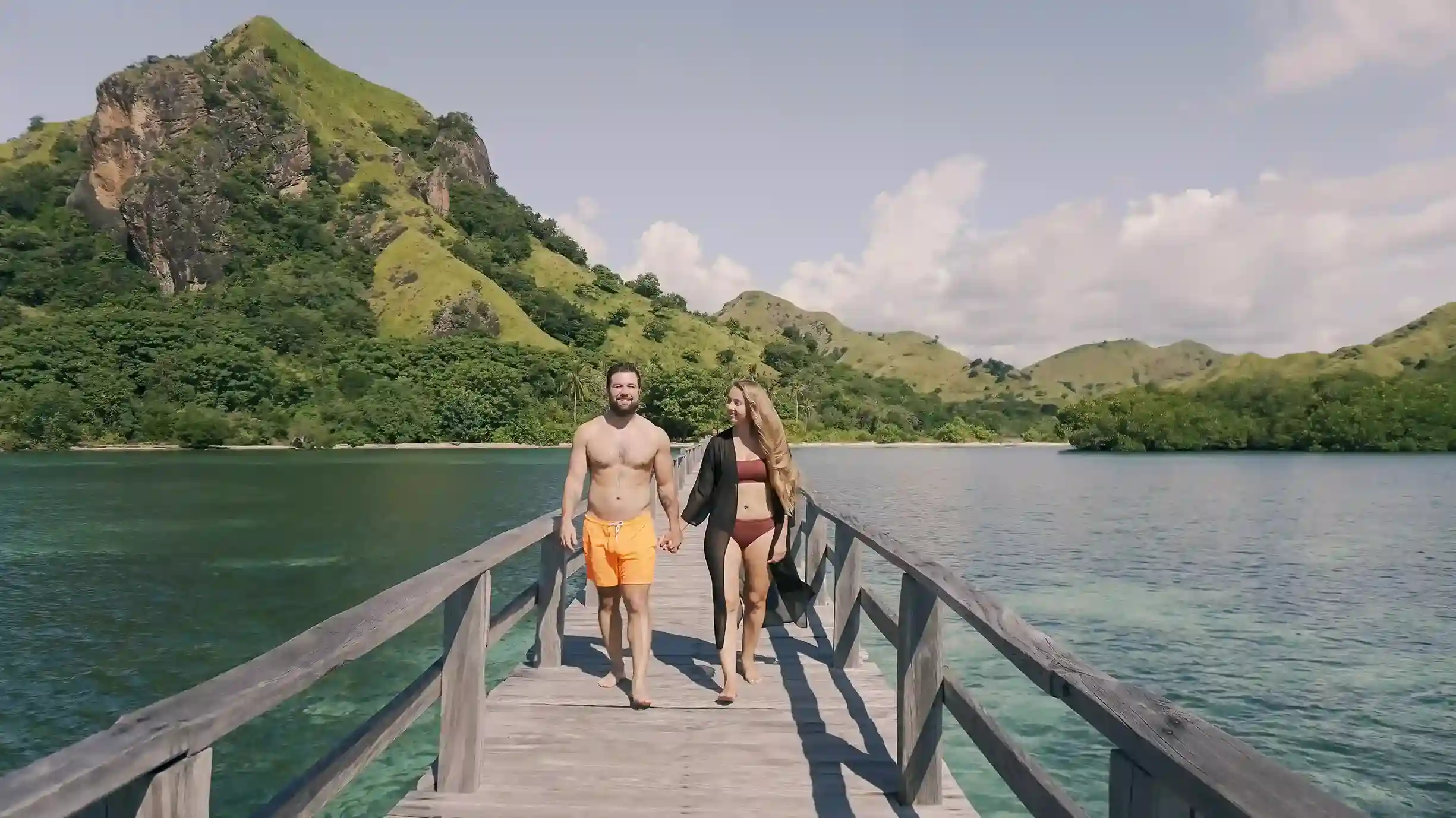 Looking for Honeymoon Documentation in Labuan Bajo? Here Are the Tips, Pricing & Recommendations!