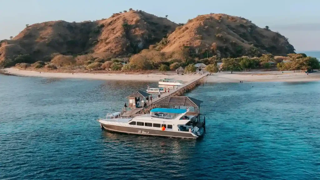 Photography and Videography for One Day Trip Labuan Bajo | Labuan Bajo Productions
