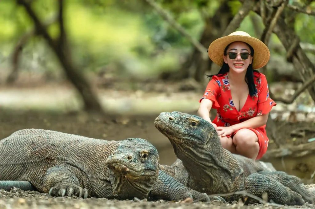 Fotografer di Pulau Komodo Labuan Bajo | Labuan Bajo Productions