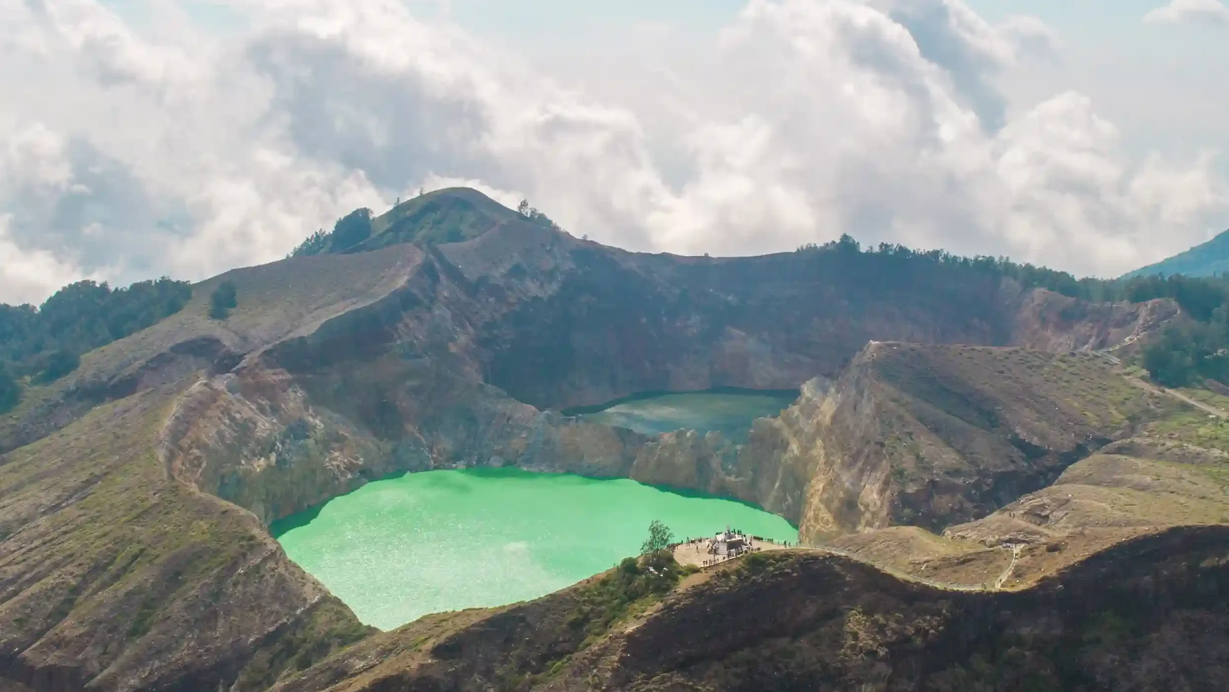 Pesona Keindahan Danau Kelimutu Flores | Labuan Bajo Productions