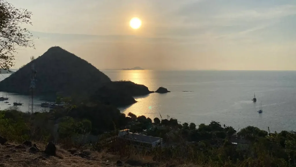 Bukit Hercadi Labuan Bajo (Source: Google Maps | Herriy Cahyadi)