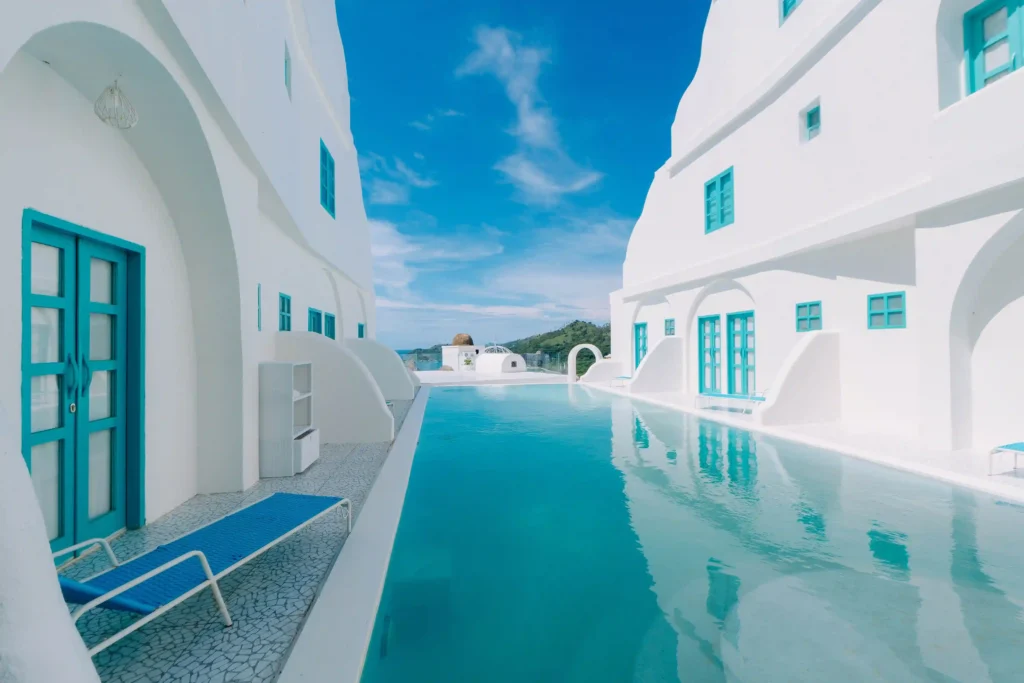 Loccal Collection Hotel