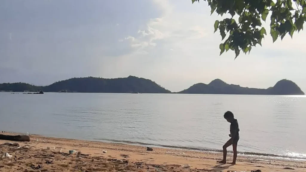 Pantai Wae Rana Labuan Bajo (source: Google Maps | Suyanto Boys