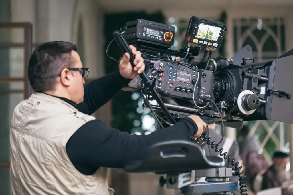 Apa Perbedaan Pembuatan Konten Video untuk Brand Awareness vs Conversion? Cek di Sini!