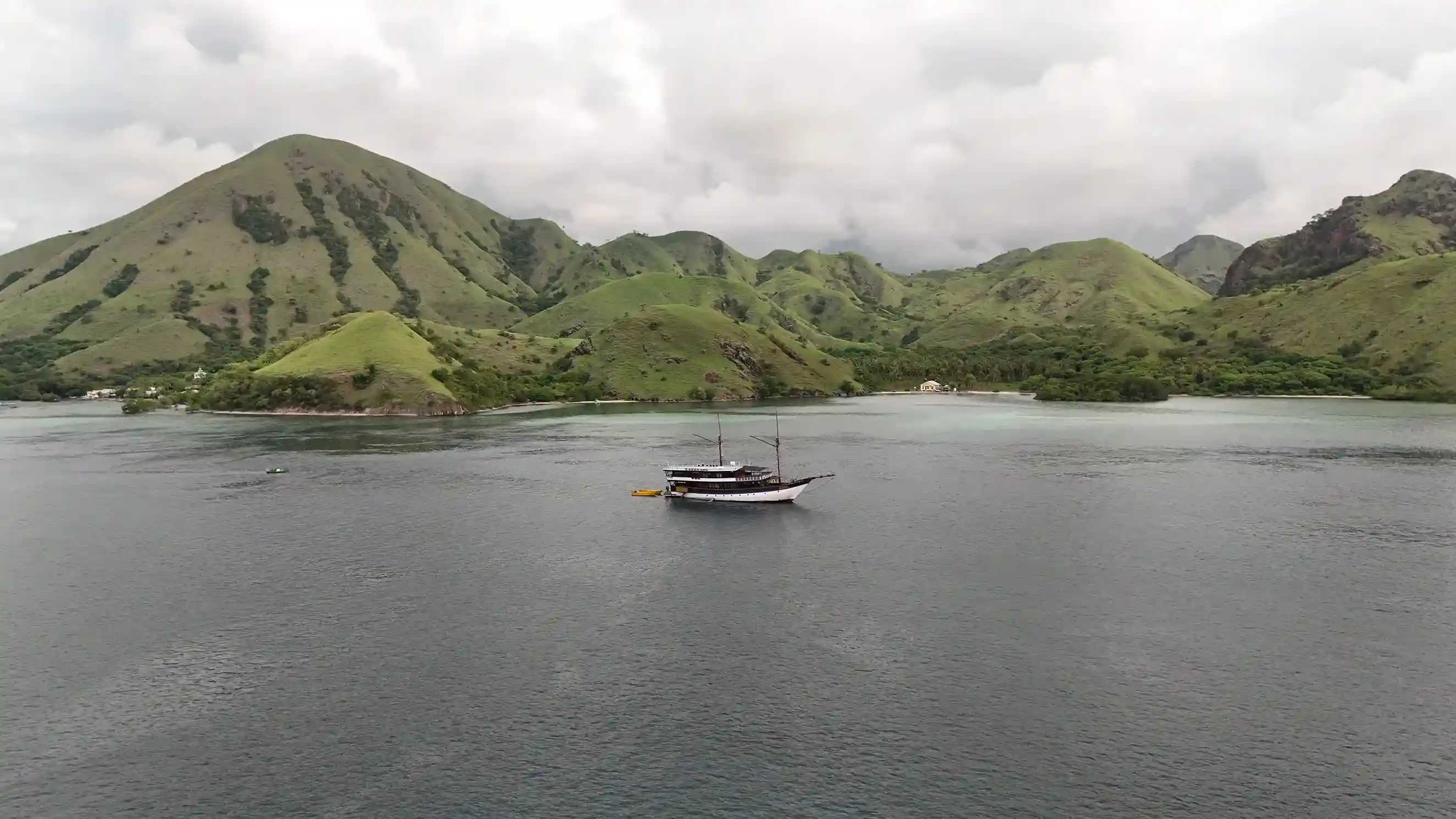 Liburan di Labuan Bajo | Paket Dokumentasi Trip Labuan Bajo | Labuan Bajo Productions