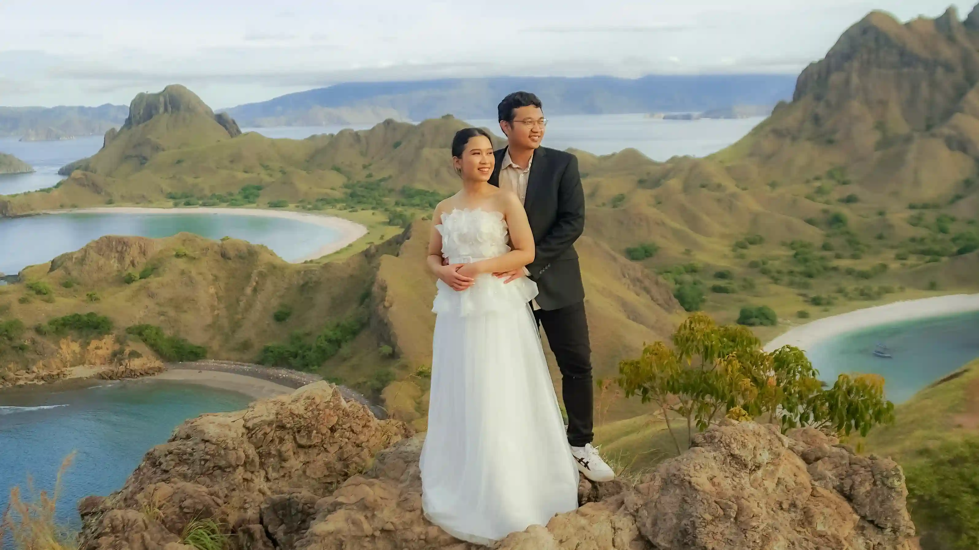 Prewedding Labuan Bajo | Paket Prewedding | Labuan Bajo Productions