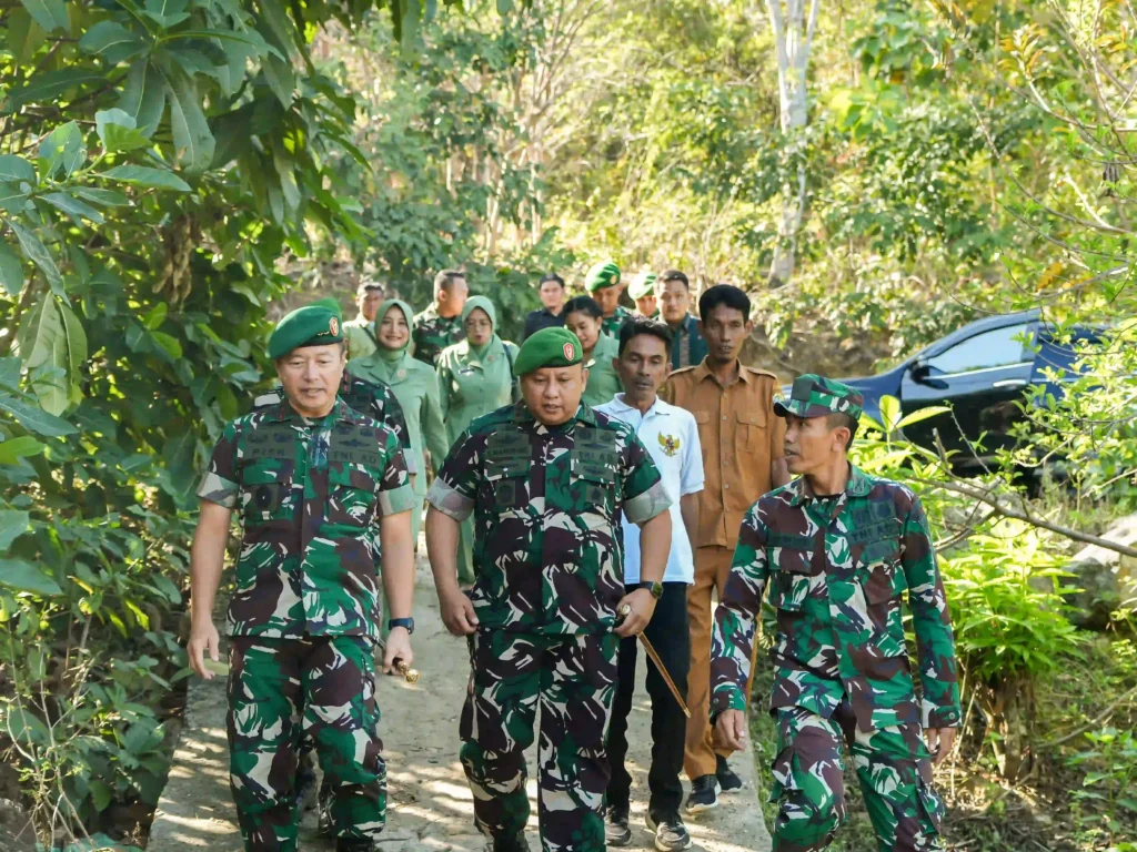 Bantuan Pangan Kodim Manggarai