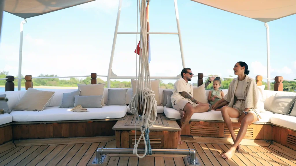 7 Tips Aman Sailing Trip di Labuan Bajo Bersama Keluarga yang Wajib Diketahui